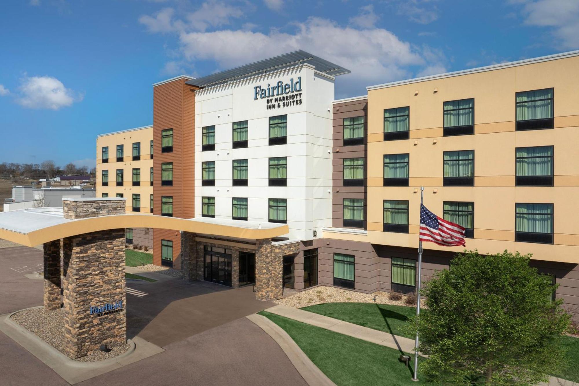 Fairfield Inn & Suites By Marriott Sioux Falls Airport المظهر الخارجي الصورة